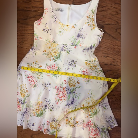 Kay Unger 100% Silk Floral Sleeveless Dress Size 12 with matching scarf - Picture 13 of 13